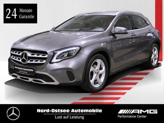 Mercedes-Benz GLA 200 Urban AHK LED Navi Sitzheizung Tempo 7G