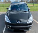 Peugeot 1007 mit 2 Schiebetüren halbautoma... - Peugeot: Schiebetür