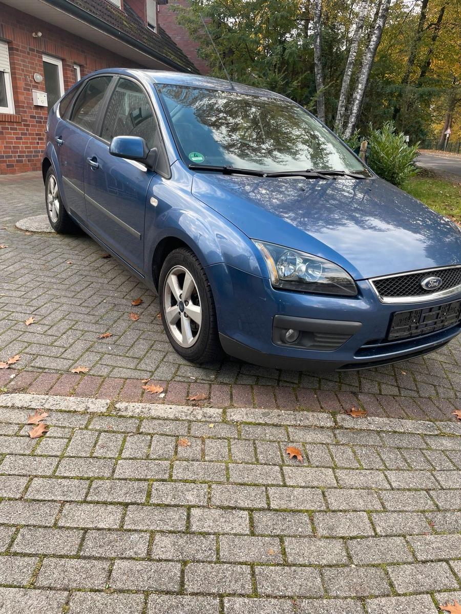 Ford Focus 2005 — photo 15