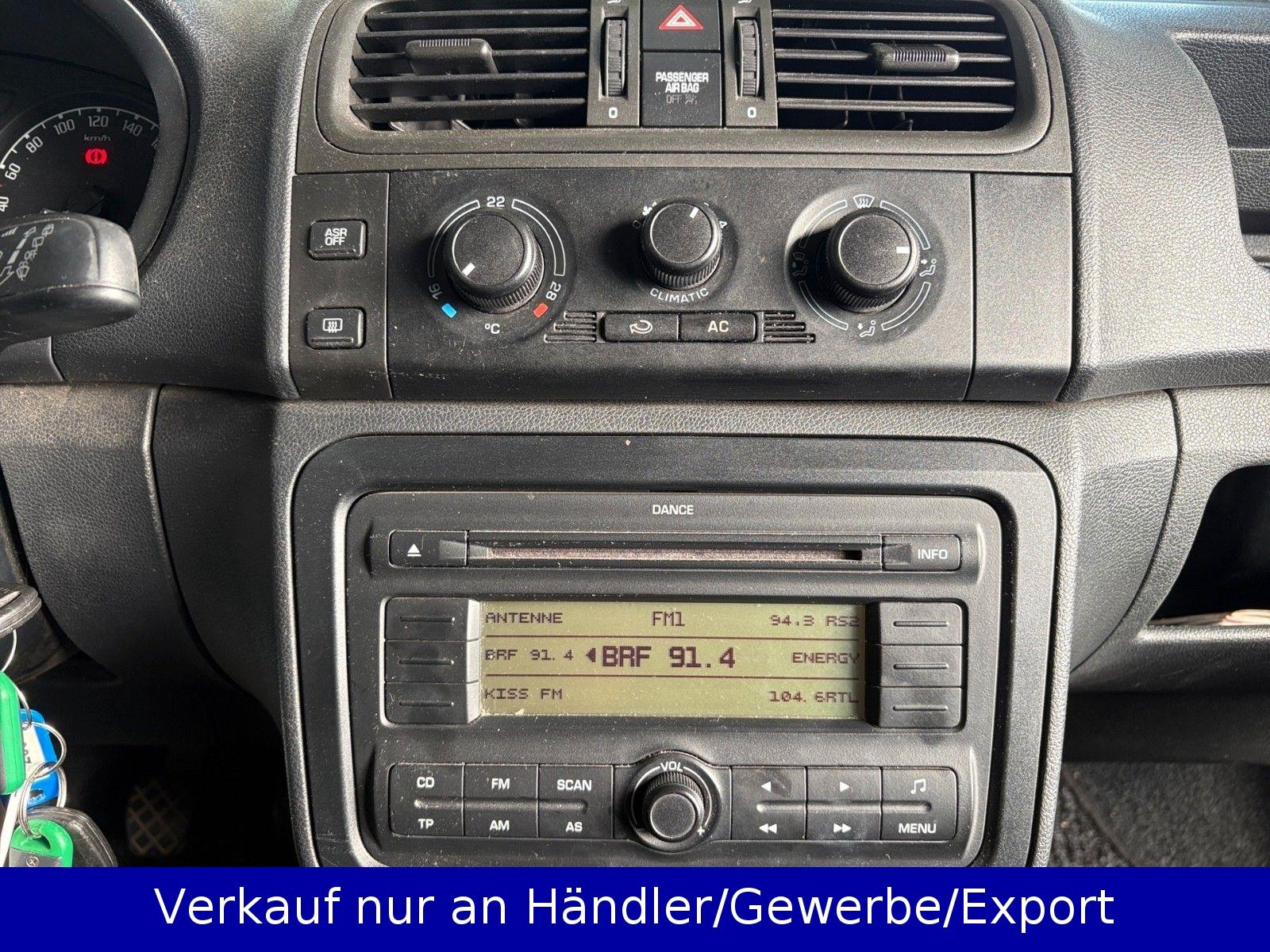 Skoda Fabia 2010 — photo 13