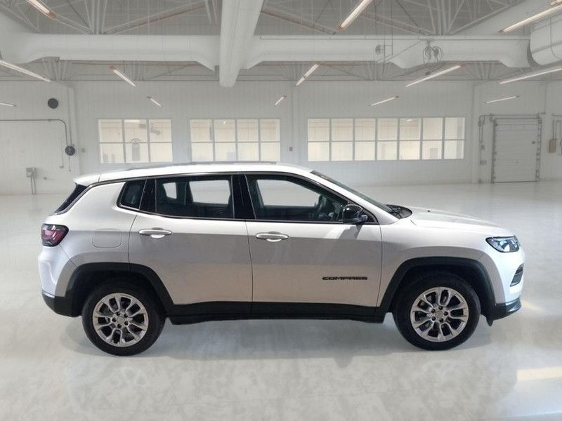 Jeep JEEP COMPASS 1.3 TURBO T4 110KW BUSINESS DDCT SU imagem 3