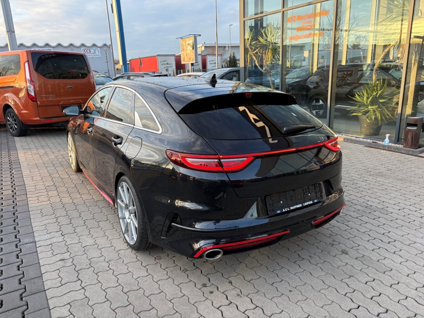 Fahrzeugabbildung Kia ProCeed GT 1.6 VerkehrszeichenERK Kamera LED