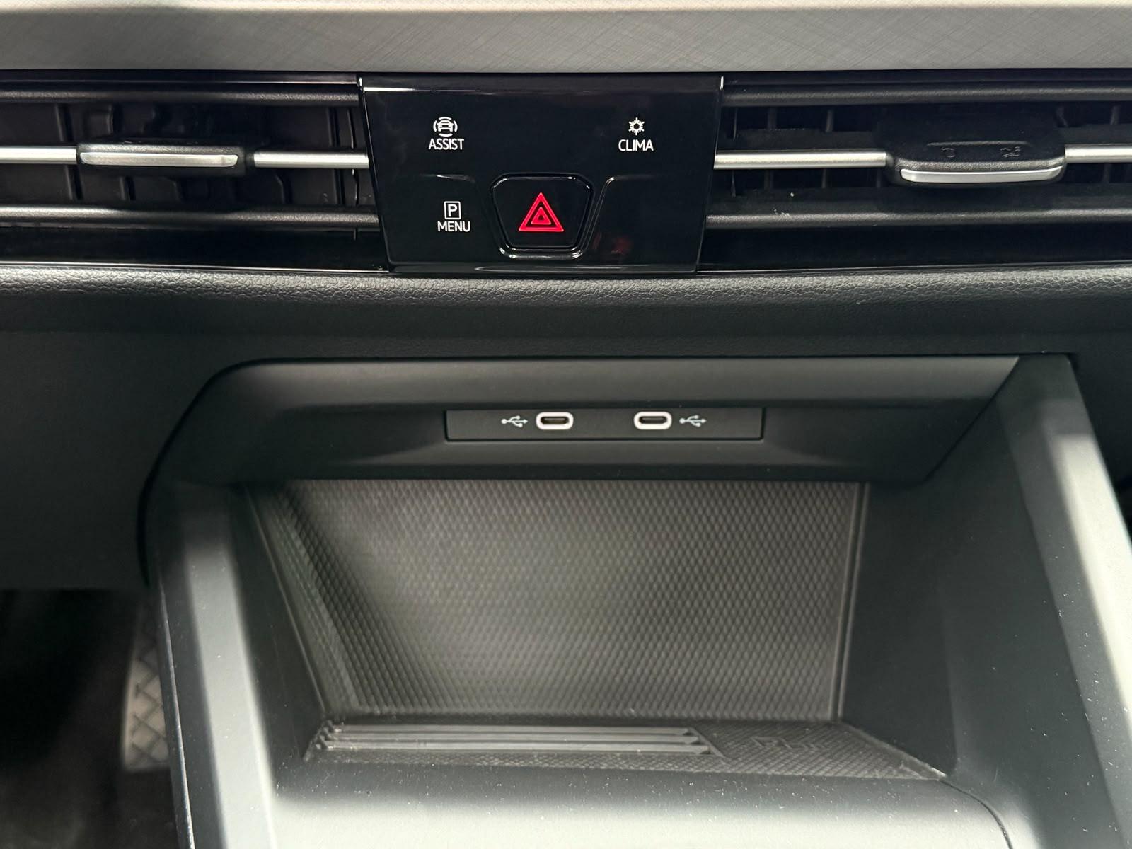 Volkswagen Golf 2.0 TDI DSG LIFE LED+KAM+ACC+SHZ+CARPL+AMBI, миниатюра 24