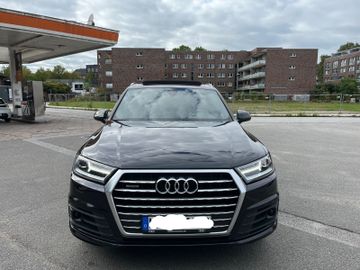 Audi Q7 - 8