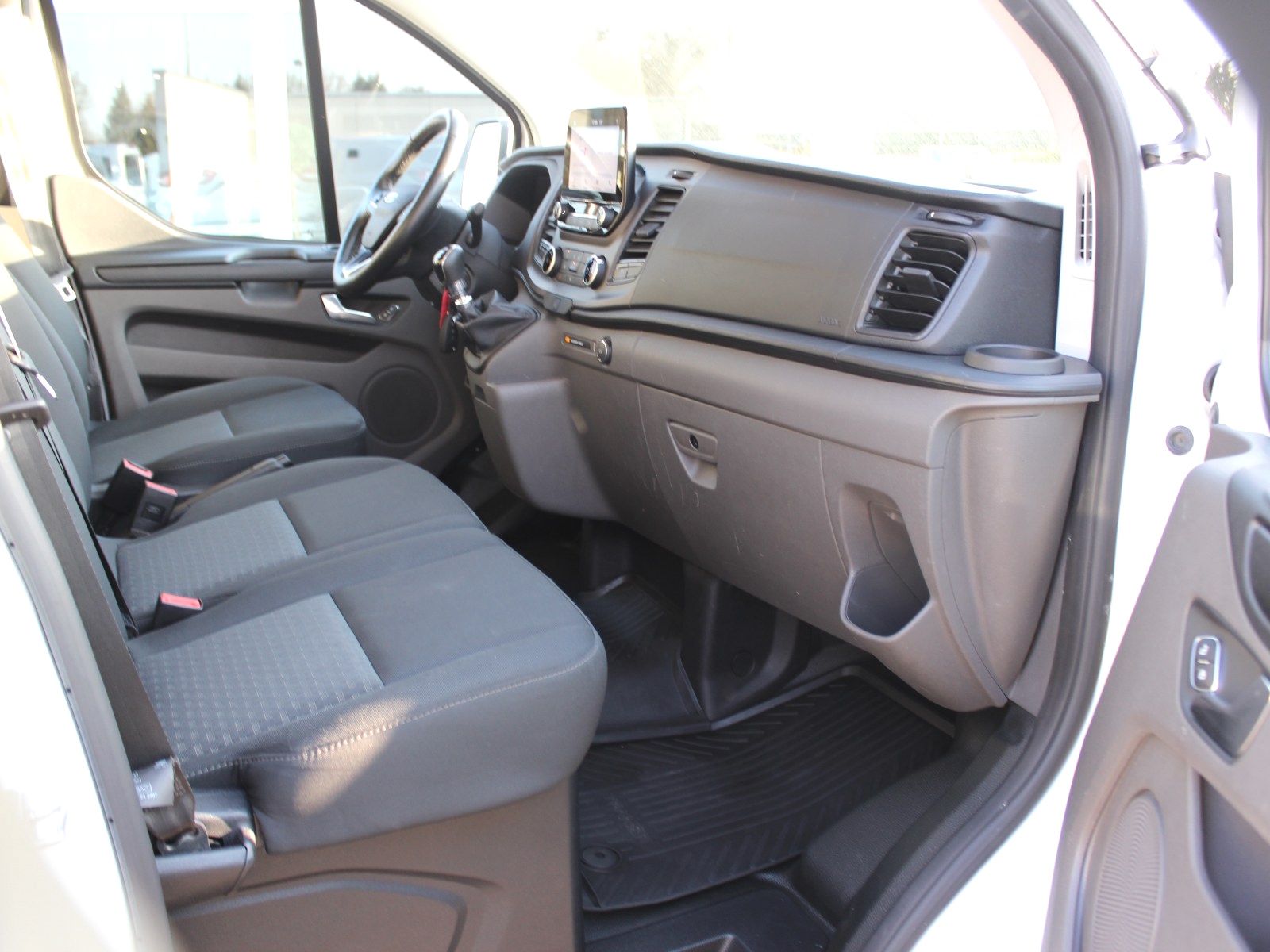 Fahrzeugabbildung Ford Transit Custom 340 L1 Trend Service-Line