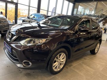 Nissan Qashqai Tekna *PANO*NAVI*360°*AHK*LED*PDC*TEMPO*