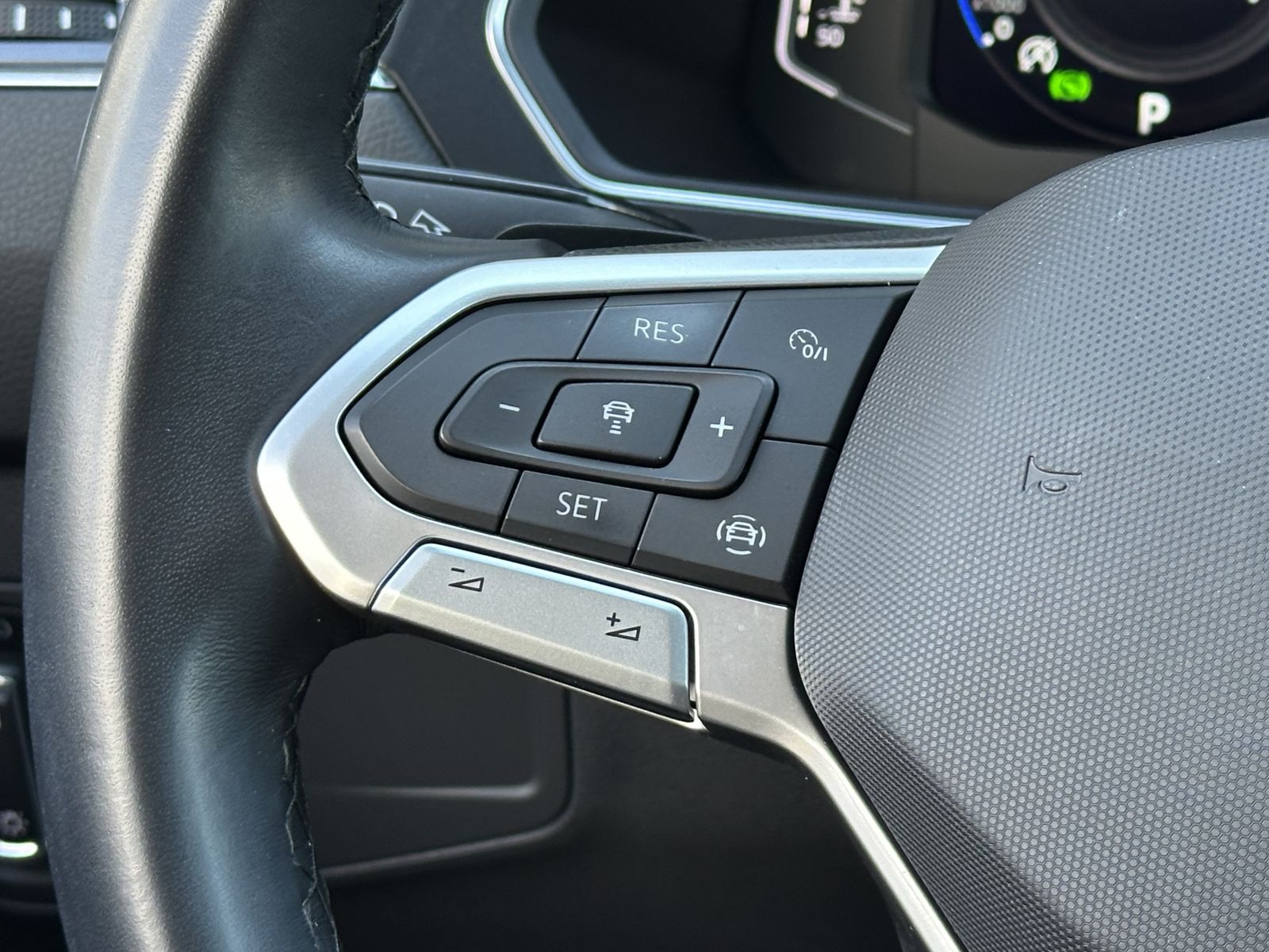 Fahrzeugabbildung Volkswagen Tiguan Allspace Life 4Motion NAV+LED+ACC+360°+VC