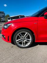 Audi A1 Sportback 1.4 TFSI S line. - Audi A1 aus 2012: Sportback