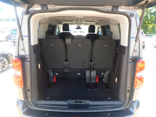 Fahrzeugabbildung Opel Zafira Life Edition M L2 >8Sitze/AUT/AHK/KAM<