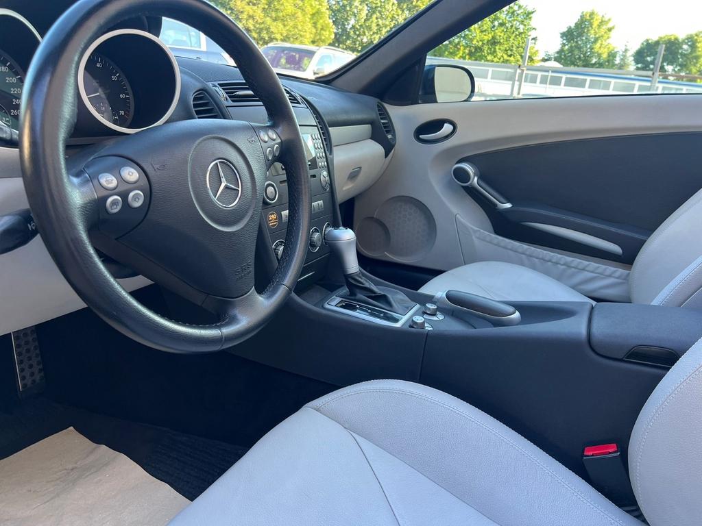 Mercedes-Benz SLK 280