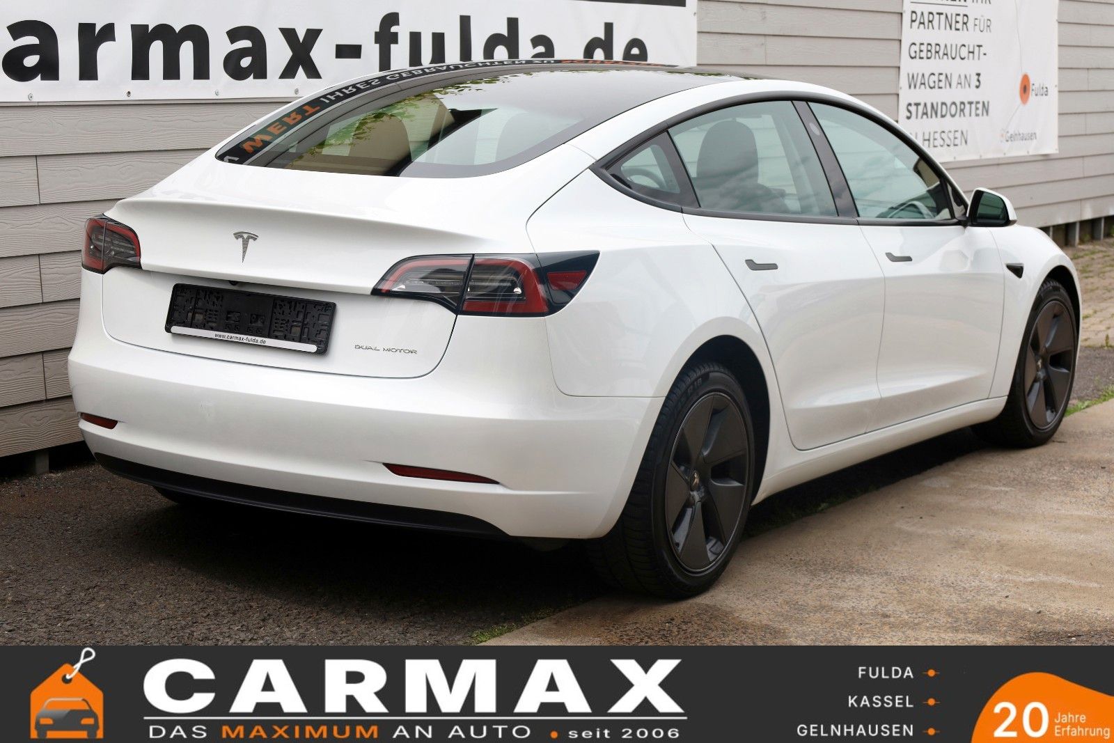 Fahrzeugabbildung Tesla Model 3 Long Range Dual AWD Leder,Navi,LED,Panor
