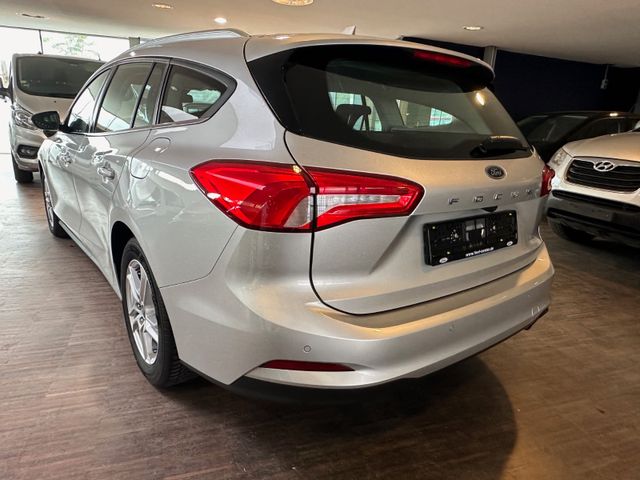 Fahrzeugabbildung Ford Focus Turnier Cool & Connect*CarPlay*RFK*SHZ*1.H