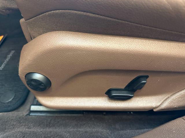Mercedes-Benz E 350 *BURMESTER*KEYLES*PANO*AHK*ACC*StandHZ*