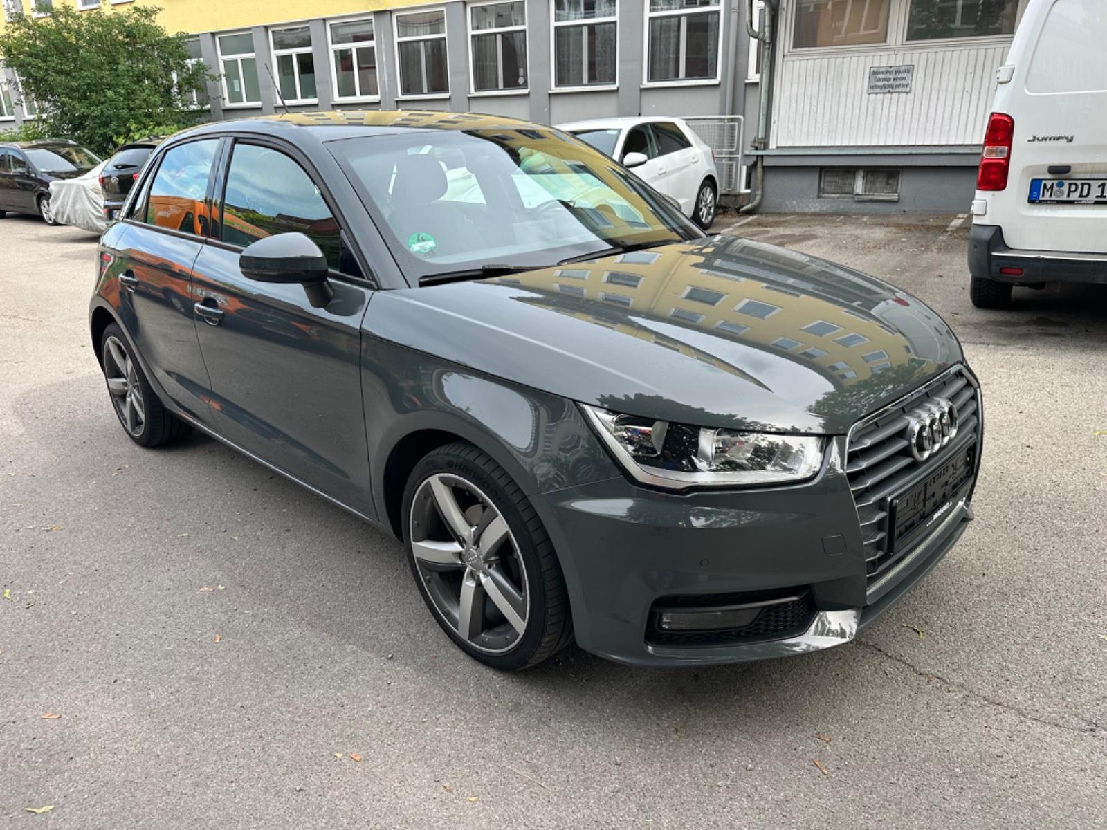 Audi A1 Sportback Navi S-tronic