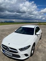 Mercedes-Benz A 180 d DCT -