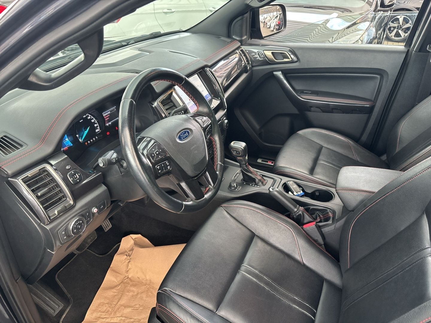 Fahrzeugabbildung Ford Ranger Wildtrak DoKa 4x4 Standhzg. AHK Navi Lede