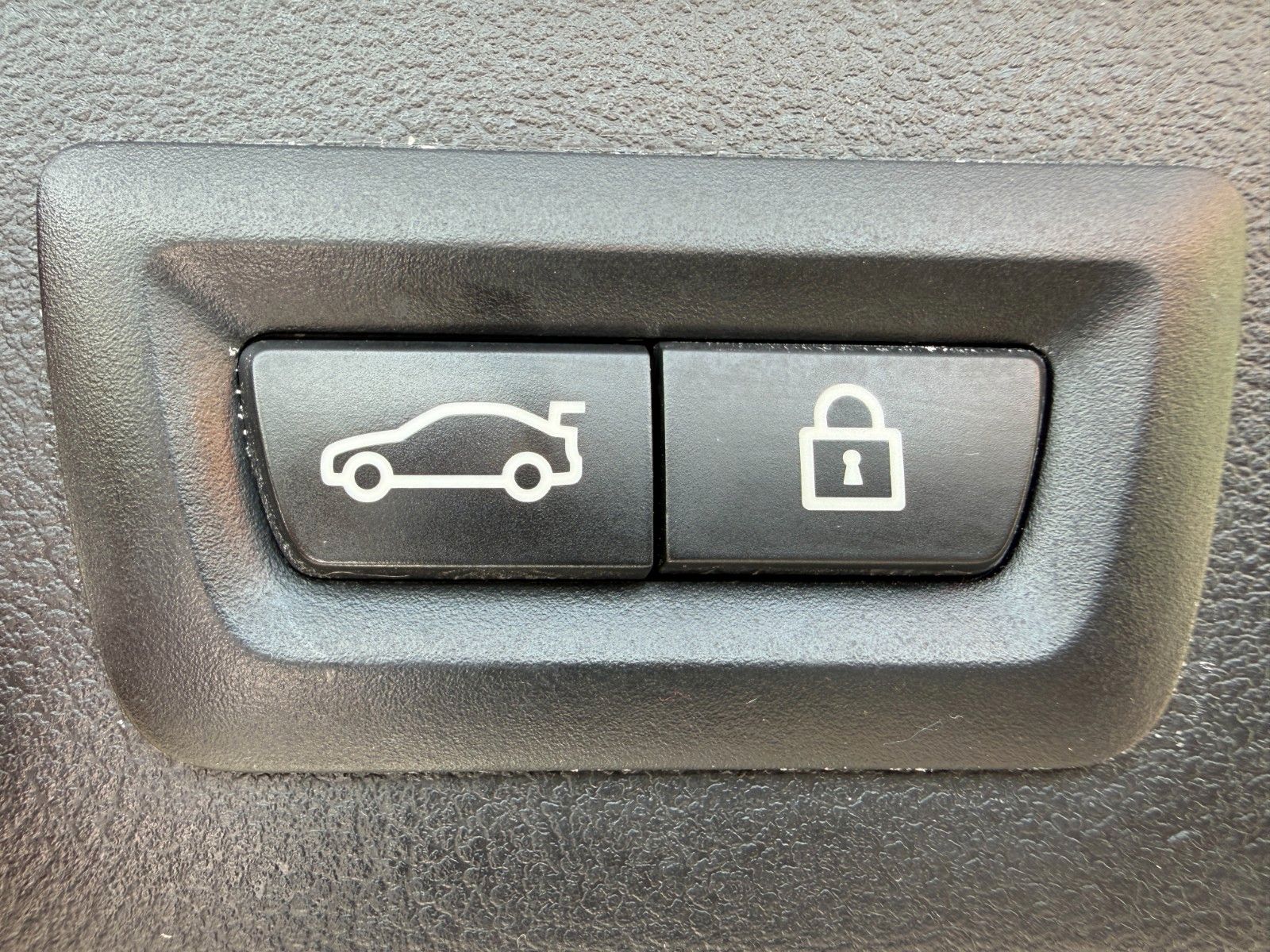 Fahrzeugabbildung BMW X3 M40 LASER AHK PANO LEDER 360 GRAD KAMERA