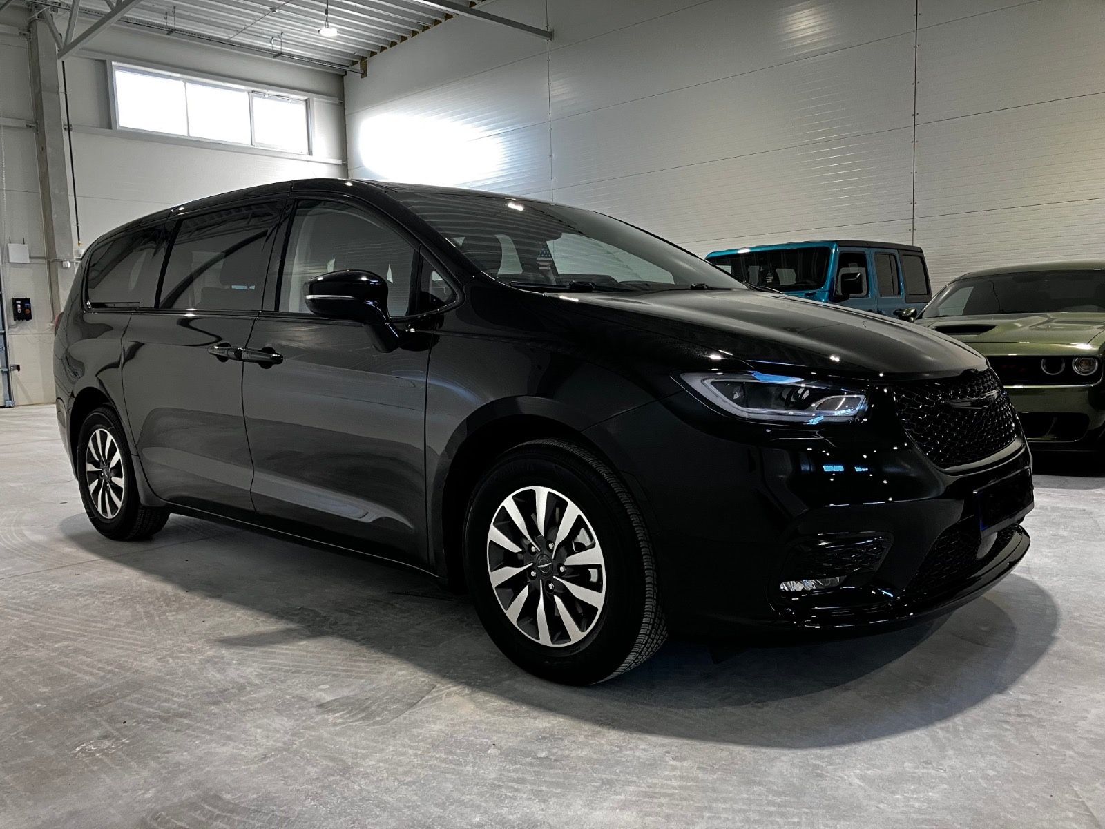 Chrysler Pacifica 3,6 Hybrid Plug in NEUWERTIG