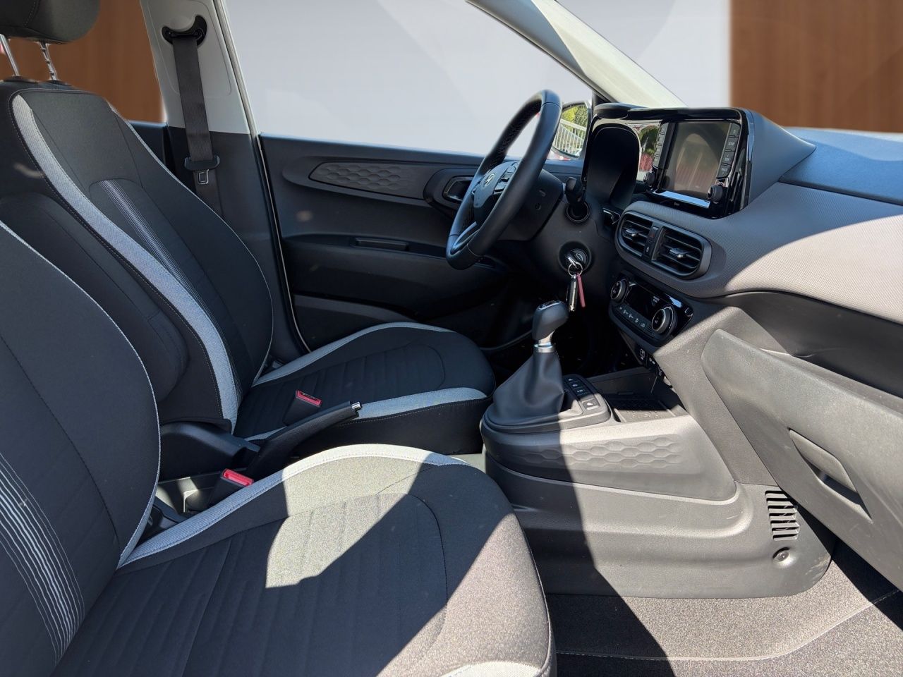 Fahrzeugabbildung Hyundai i10 1.0 Trend Fernlichtass. Kam. KlimaA Navi PDC