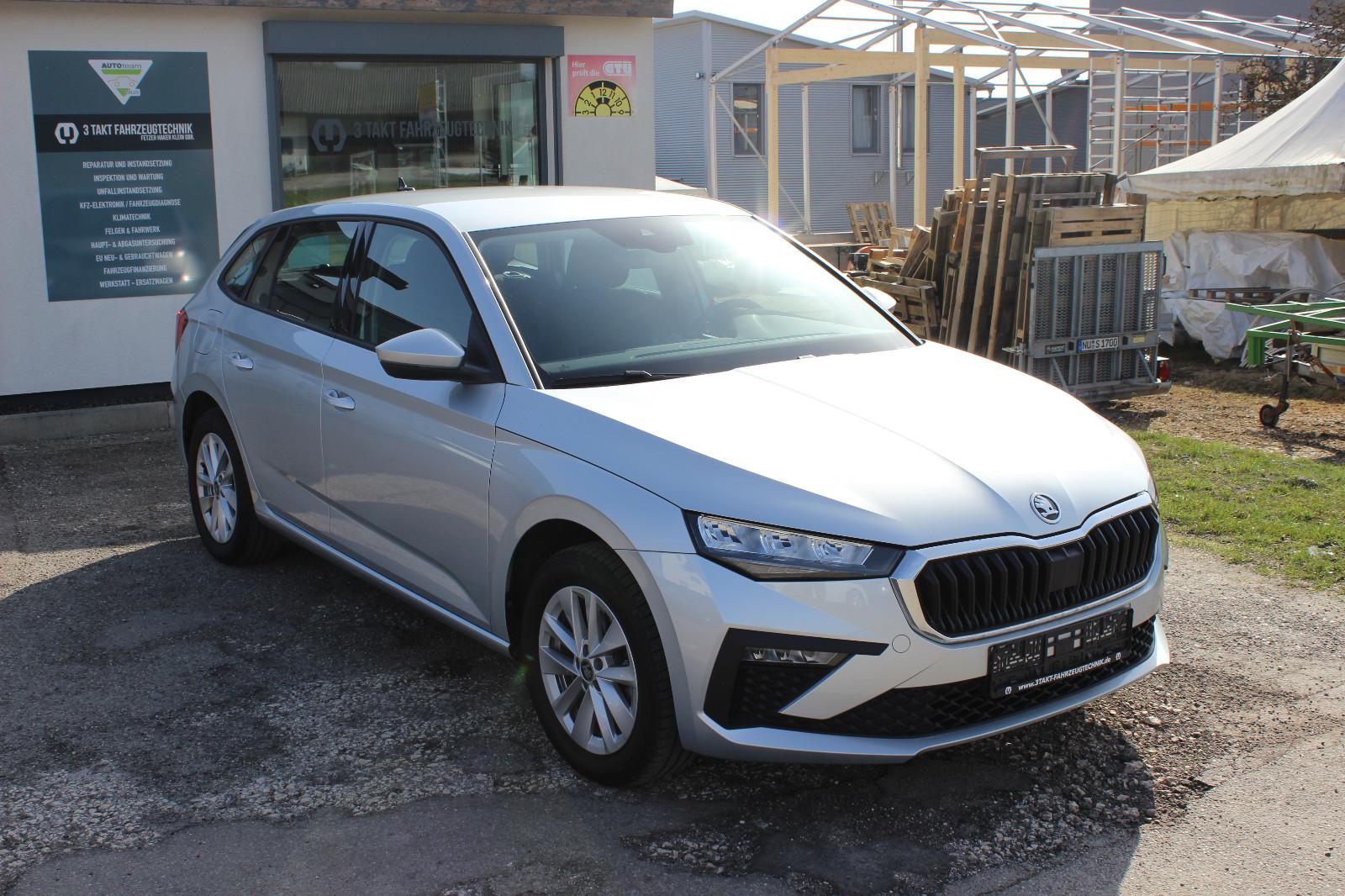 Skoda Scala Selection+AHK+APP+Climatronic+5J. Garantie