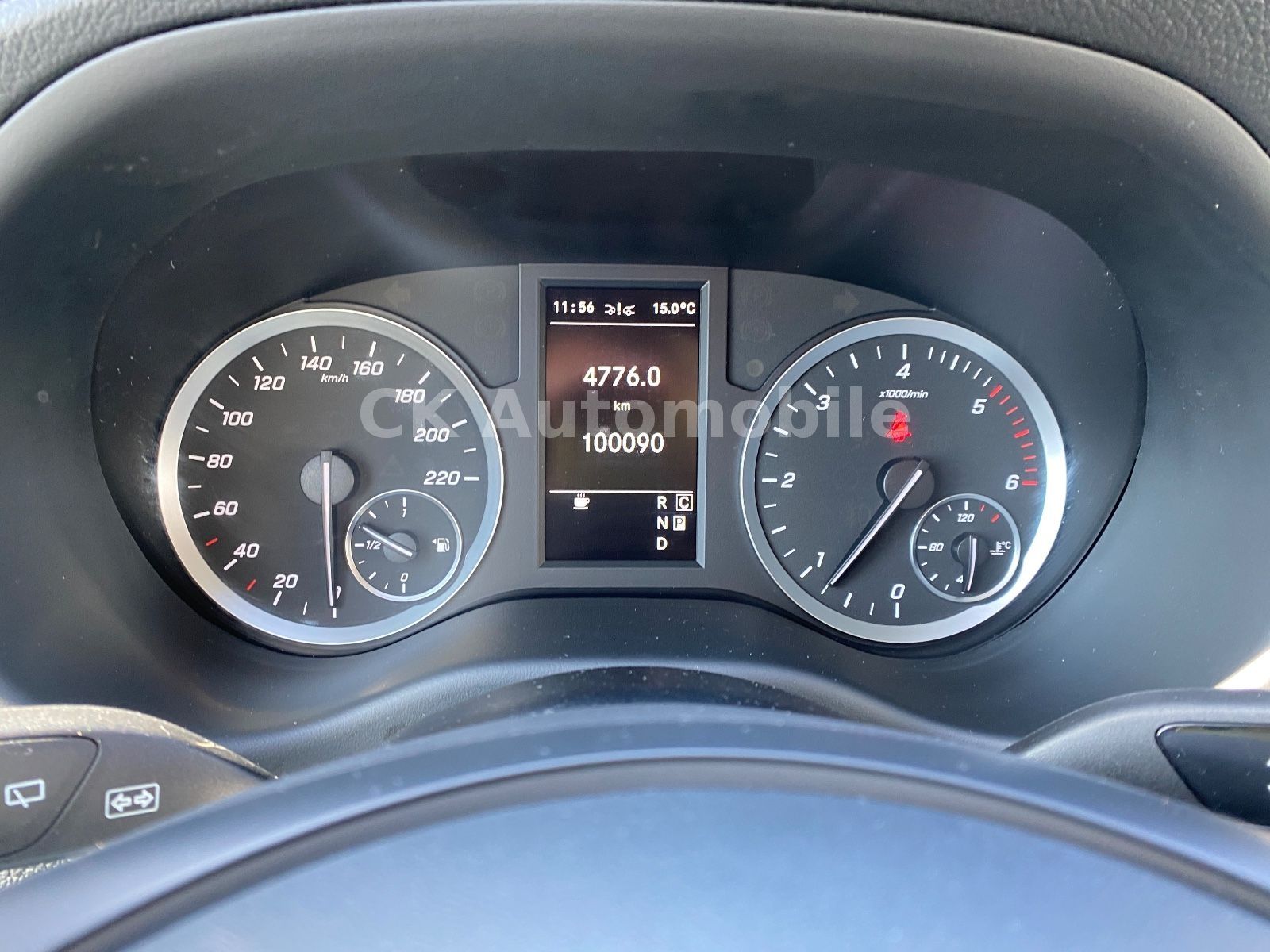 Fahrzeugabbildung Mercedes-Benz Vito Tourer 116 Pro lang Autom./8 Sitze/Navi/Kam