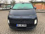 Hyundai STARIA 2.2 CRDi Signature 7-Sitzer Auto 4WD ... - gebrauchte Hyundai STARIA aus dem Jahr 2024