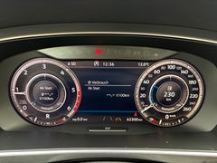Fahrzeugabbildung Volkswagen Tiguan Highline 2.0 TDI 4MOTION PANO*360°*NAVI!!