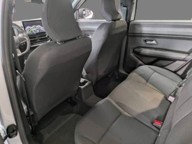 Fahrzeugabbildung Dacia Bigster Essential TCe 140