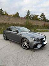 Mercedes-Benz E 63 AMG Mercedes-AMG E 63 4MATIC+ Autom. Me... - gebrauchte Mercedes-Benz E 63 AMG aus dem Jahr 2017