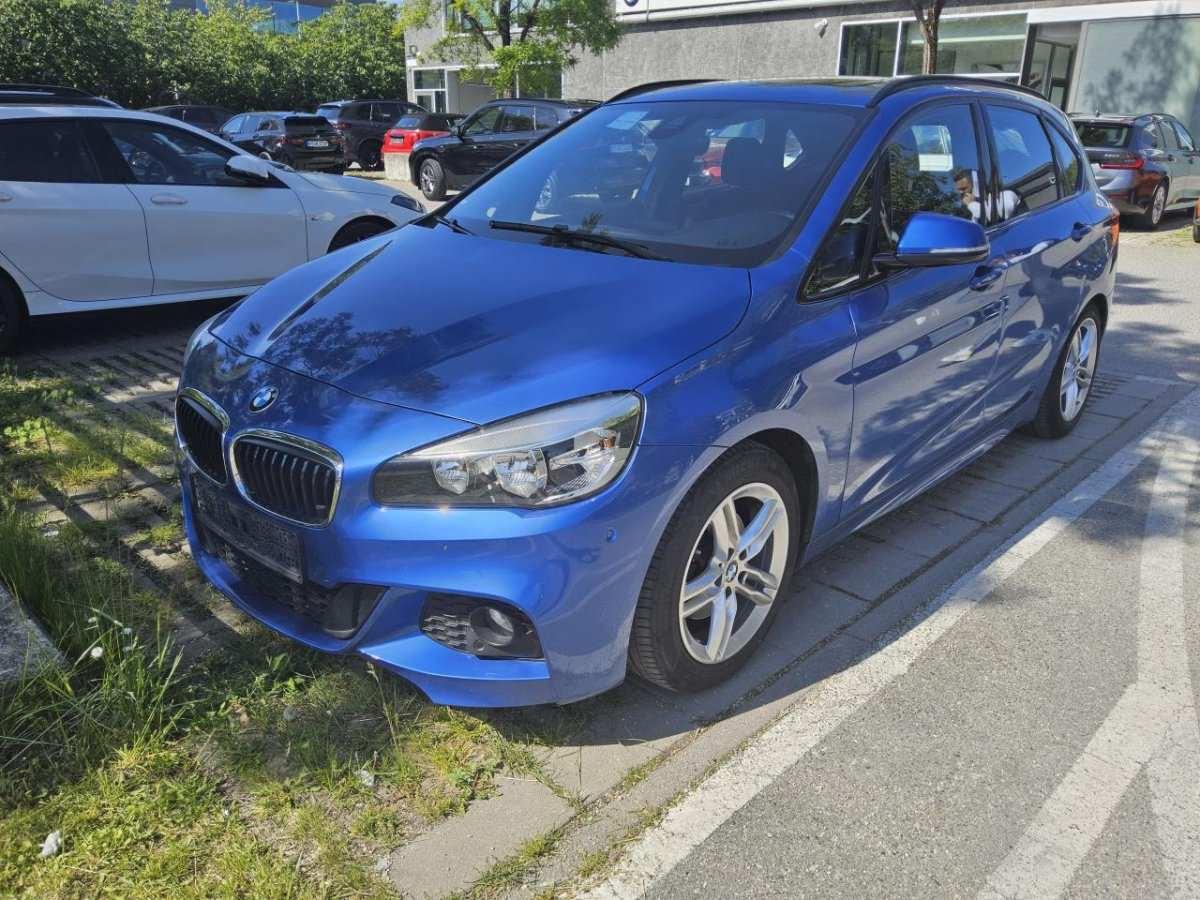 BMW 216 Active Tourer 216d M Sport NAVI/PANO/ALU/PDC