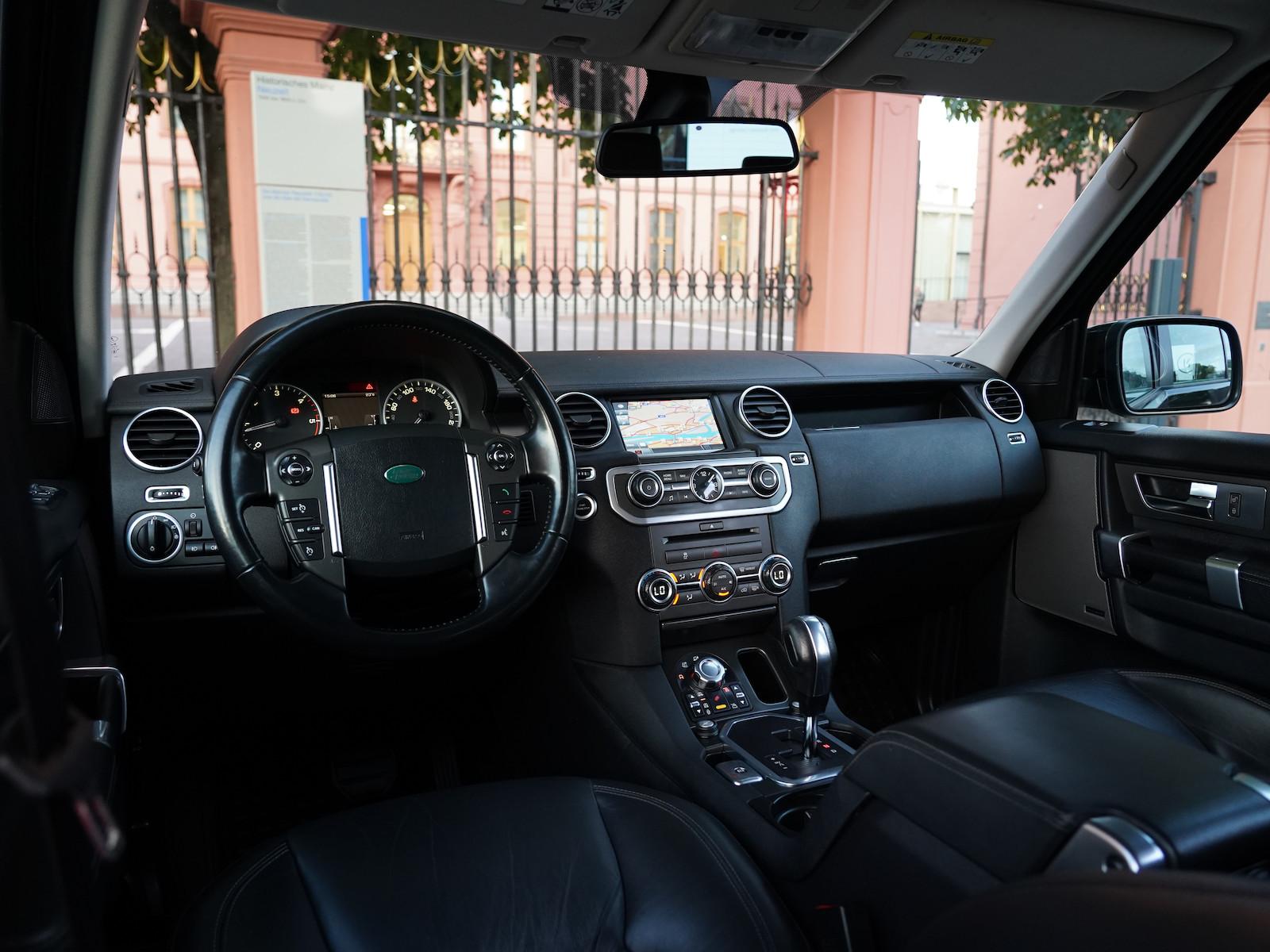 Land Rover Discovery 4 3.0 TDV6 Facelift | 245 ch | BVA | Suspension pneumatique | Caméra de recul | Cuir électrique chauffant | Attelage amovible 3 500 kg | Bi-xénon