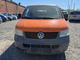 Volkswagen T5 Transporter Kasten-Kombi Kasten 4Motion lang - VW T5 Transporter in Halle
