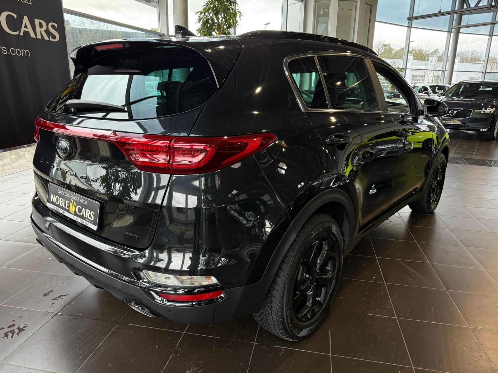 Fahrzeugabbildung Kia Sportage Black Edition AWD JBL LED NAVI