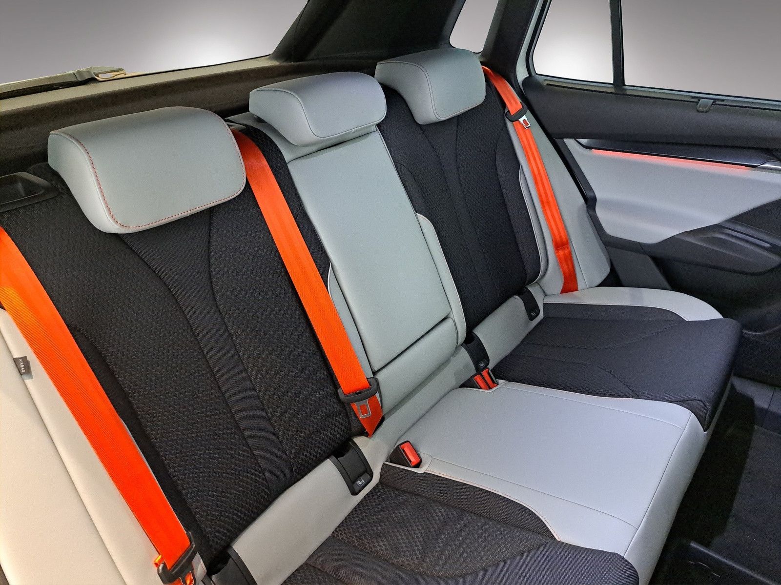 Elroq 85 Elektro 210 KW Navi Matrix-LED 82 kWh