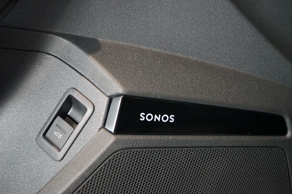 Audi RS3 Sportback | Schalensitze | Pano | SOFORT Audi RS3 Sportback | Schalensitze | Pano | SOFORT