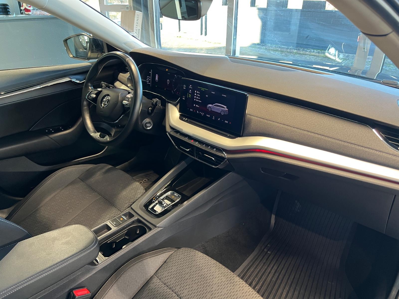 Skoda Octavia 2.0TDI DSG4x4 COMBI*LED*AMBIENTE*KEYLESS, миниатюра 15