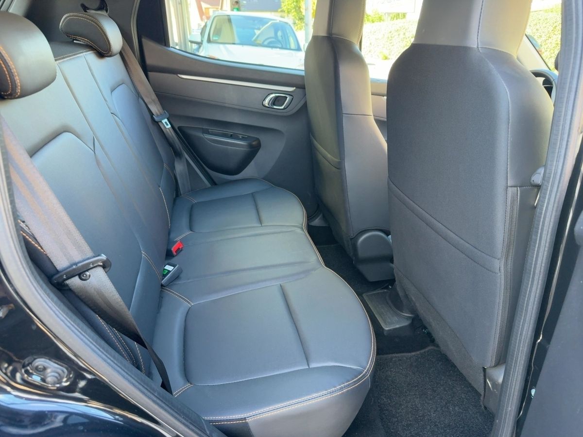 Fahrzeugabbildung Dacia Spring Comfort Plus 45 mit Look-P. Kamera Klima