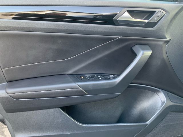 T-Roc 1.5 TSI DSG R-LINE BLACK STYLE KAM+AHK+ACC