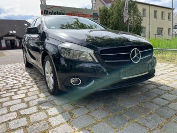 Fahrzeugabbildung Mercedes-Benz A 180  BlueEfficiency*Tempomat*Bluetooth*Klima*