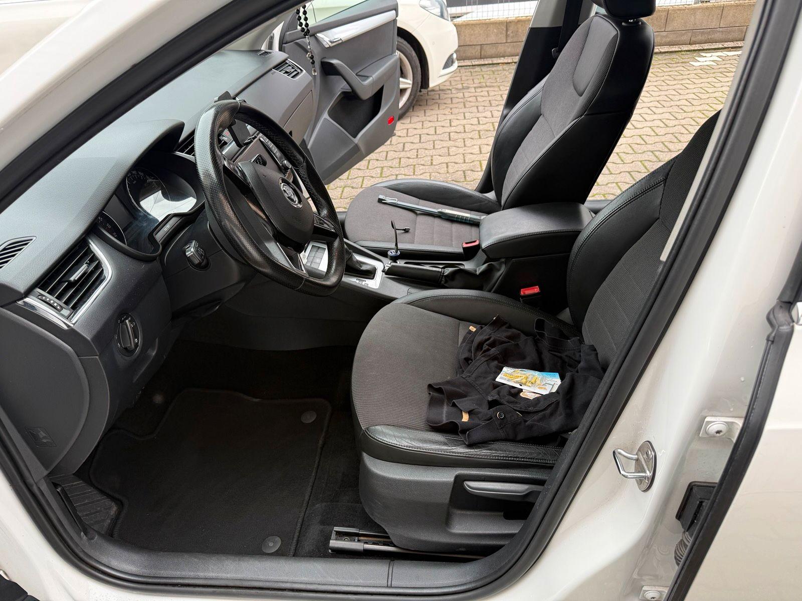 Skoda Octavia 2014 — фото 10