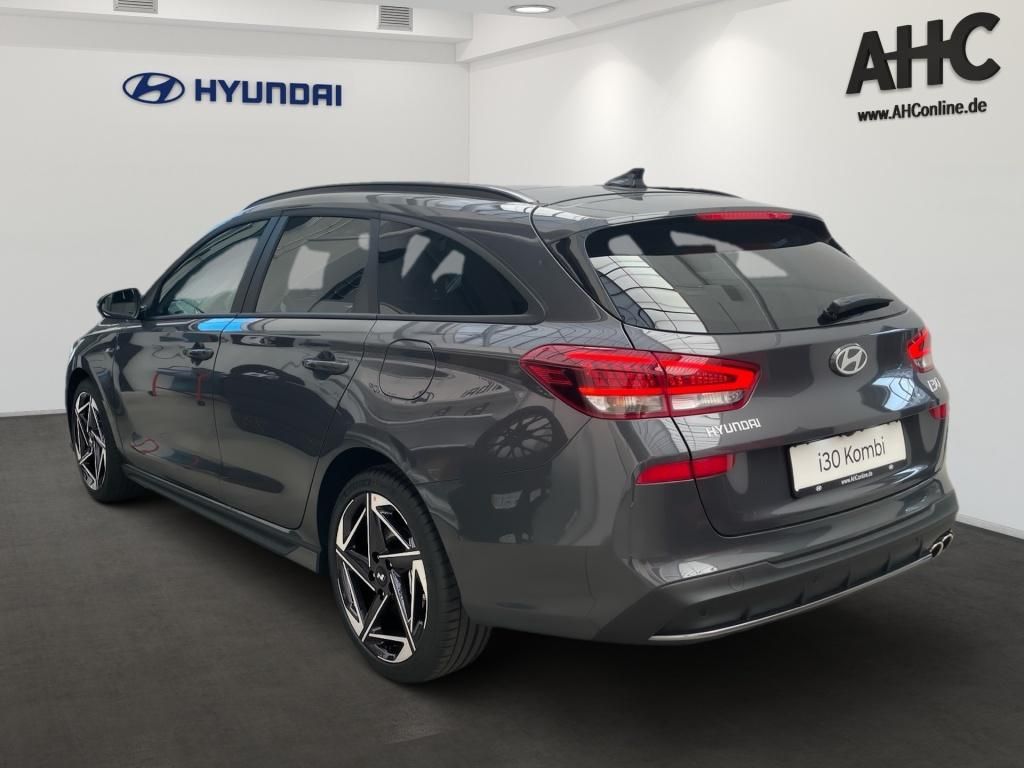 Fahrzeugabbildung Hyundai i30 Kombi 1.5 T-GDI 7-DCT N-Line Pano 2xKlima