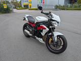 Triumph Street Triple 675 R - Triumph Street Triple 675 R