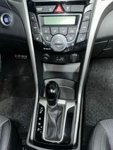 Hyundai i30 CW 1.6 GDI Style Automatik Style - Hyundai i30: Cw