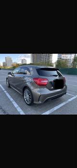 Mercedes-Benz A 180 AMG Line AMG Line
