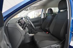 Fahrzeugabbildung Volkswagen Polo VI 1.0 TSI COMFORTLINE NAVI/LED/KAMERA/DAB+