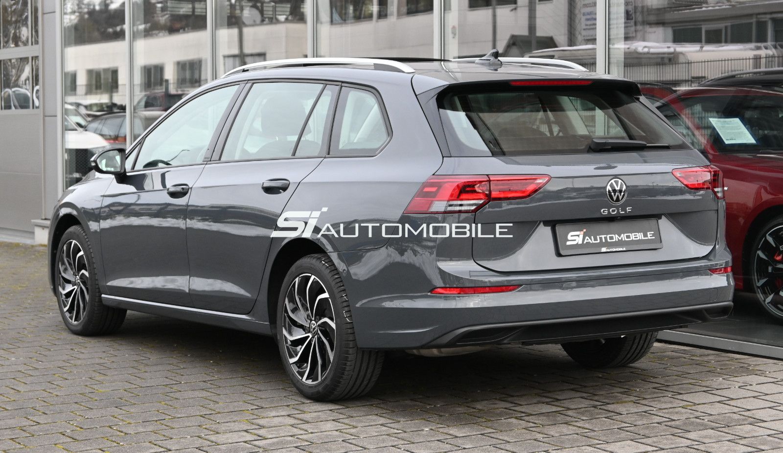 Fahrzeugabbildung Volkswagen Golf 2.0 TDI Life Variant °ACC°PANO°STANDHEIZ°HK