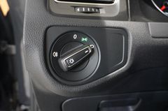 Fahrzeugabbildung Volkswagen Golf VII VARI. 2.0D COMFORT. 4M NAVI/KAMERA/AHK
