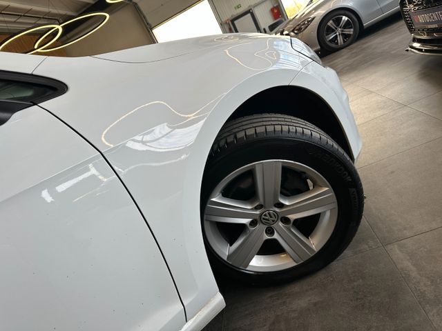 MYAUTOCENTER – Gebraucht- und Jahreswagen mit Werkstattservice in Pfaffenhofen Volkswagen Golf VII *TÜV0228*STHZ*KLIMA*NAV*PDC*BLTH*CD*