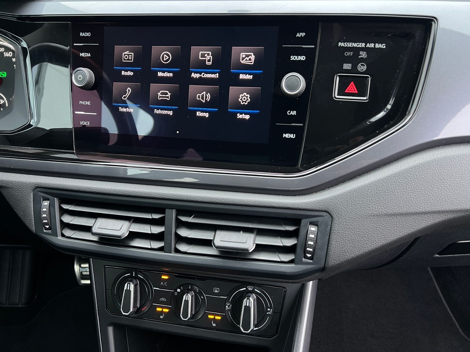 Fahrzeugabbildung Volkswagen Polo IQ.DRIVE 1.0 TSI *AppConnect, Tempomat, Sit