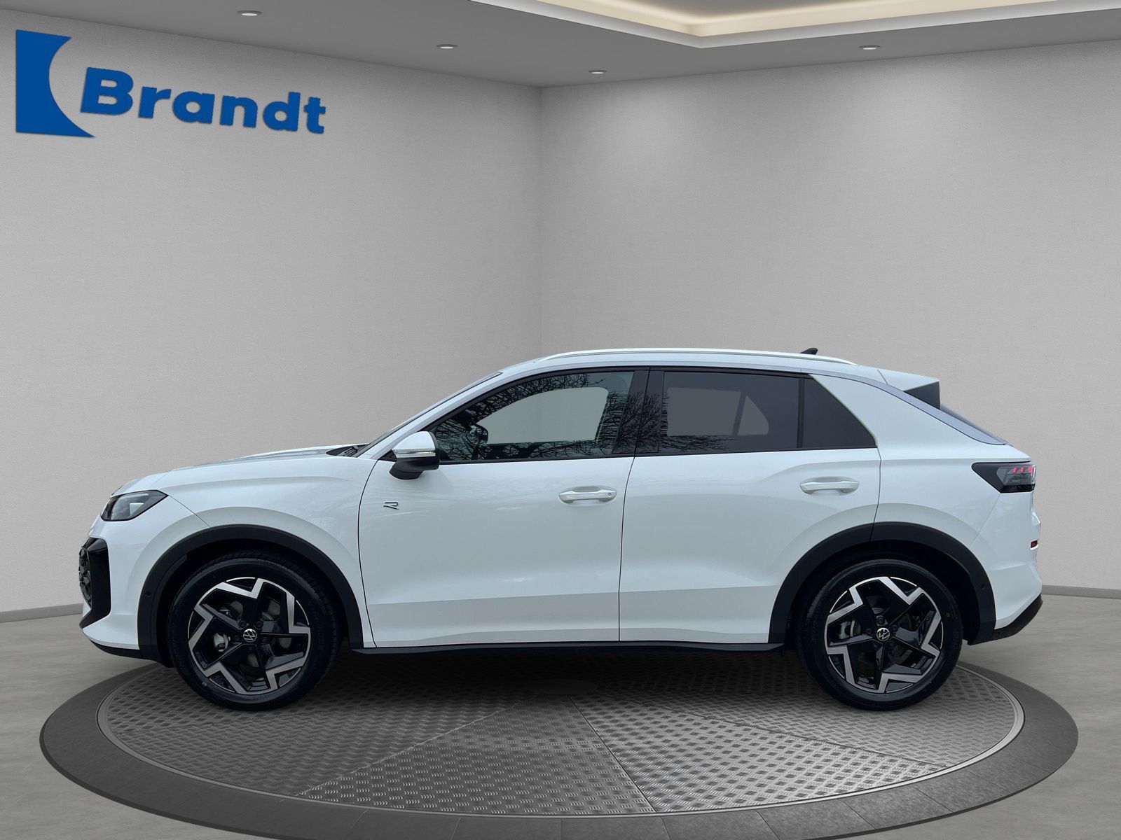 Volkswagen T-Roc 1.5 eTSI R-LINE DSG LED KAMERA ACC AHK foto 2